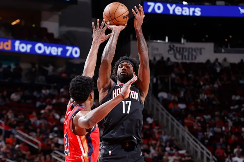 500万彩票网-出场时间大幅减少，火箭锋线新星正在逐渐失去了教练组的信任？