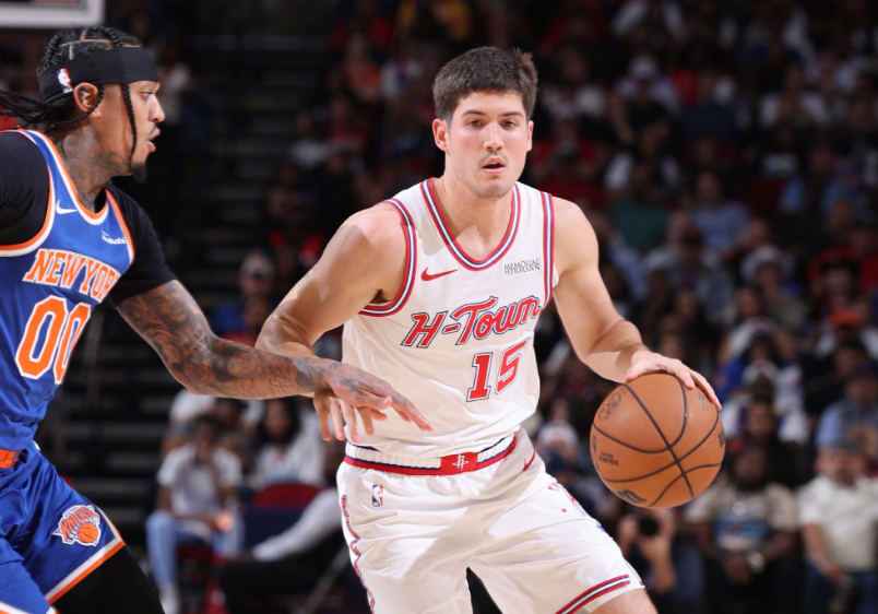 500万网彩票-火箭vs雄鹿前瞻：3连胜火箭状态回暖，雄鹿无欲无求难赢球